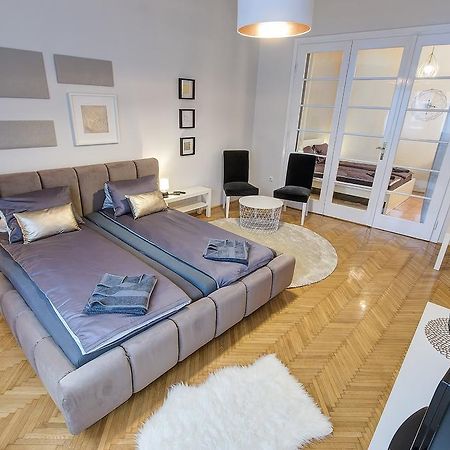 Brighthome Castle District بودابست المظهر الخارجي الصورة