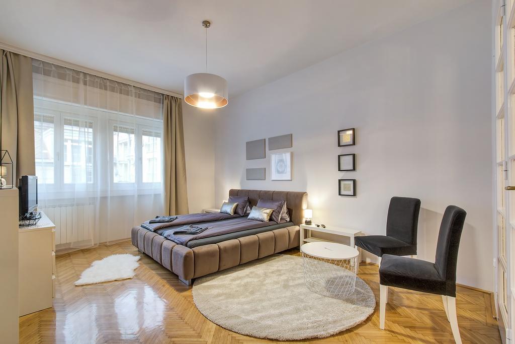 Brighthome Castle District بودابست المظهر الخارجي الصورة
