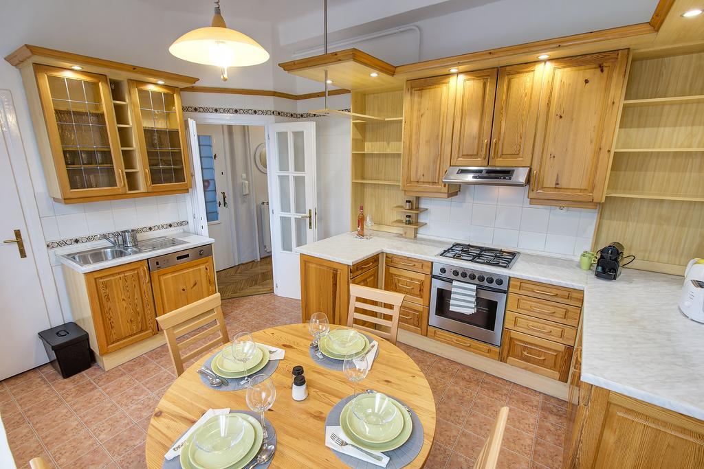 Brighthome Castle District بودابست المظهر الخارجي الصورة